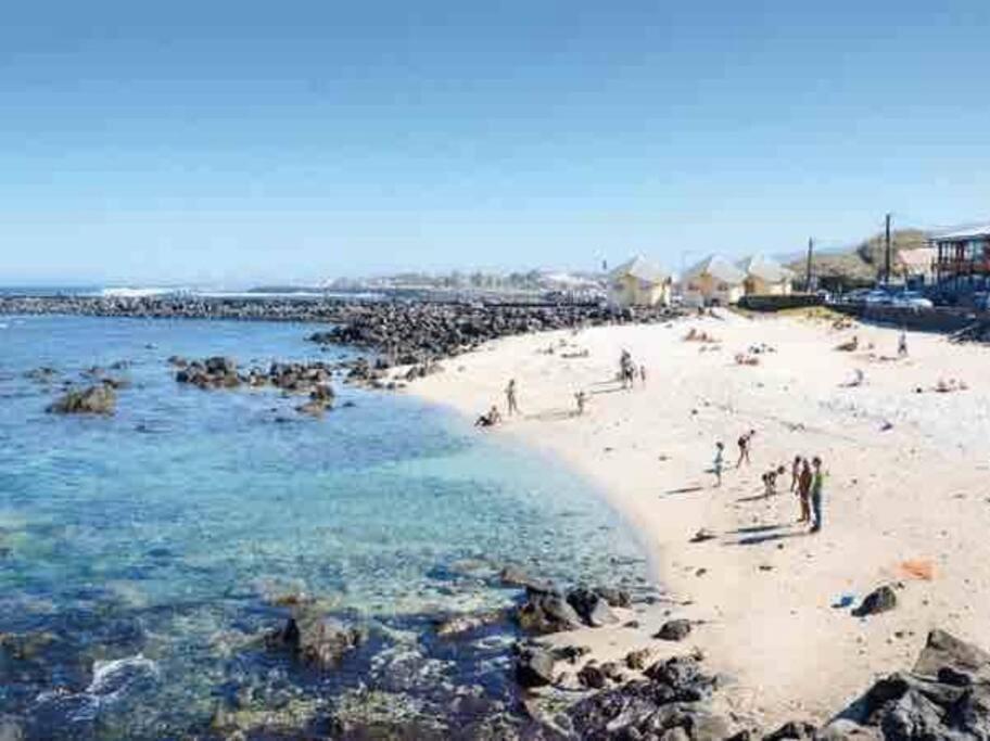Appartement A 2 Pas De La Plage De Terre Sainte エクステリア 写真