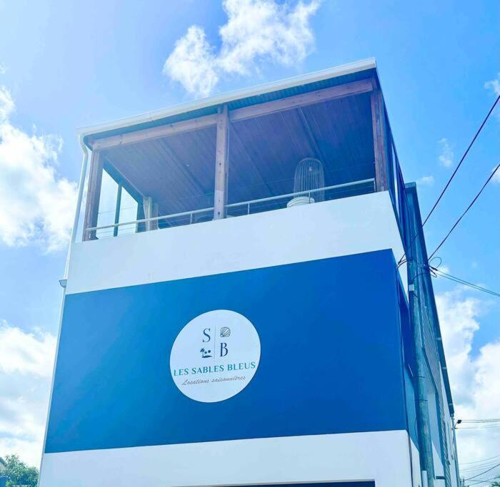 Appartement A 2 Pas De La Plage De Terre Sainte エクステリア 写真
